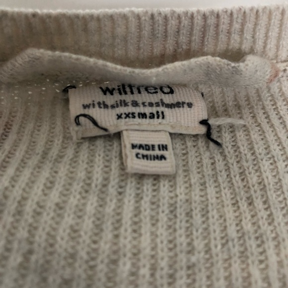 Aritzia Wilfred Cream Pattern Sweater Size XXS - Picture 3 of 3